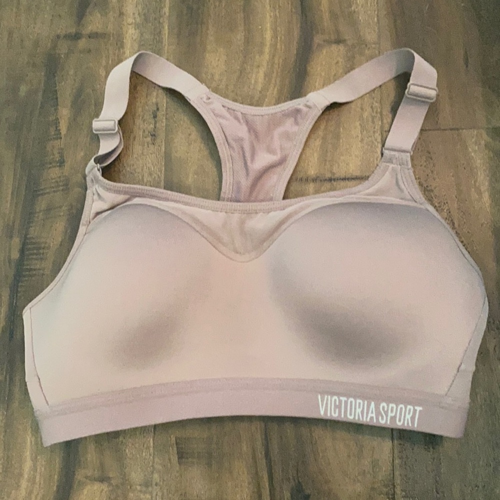 Victoria Sport Maximum Support Sports Bra